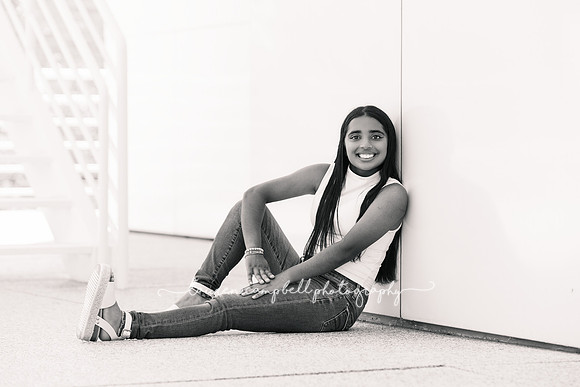 Sami-LCP06890-BW